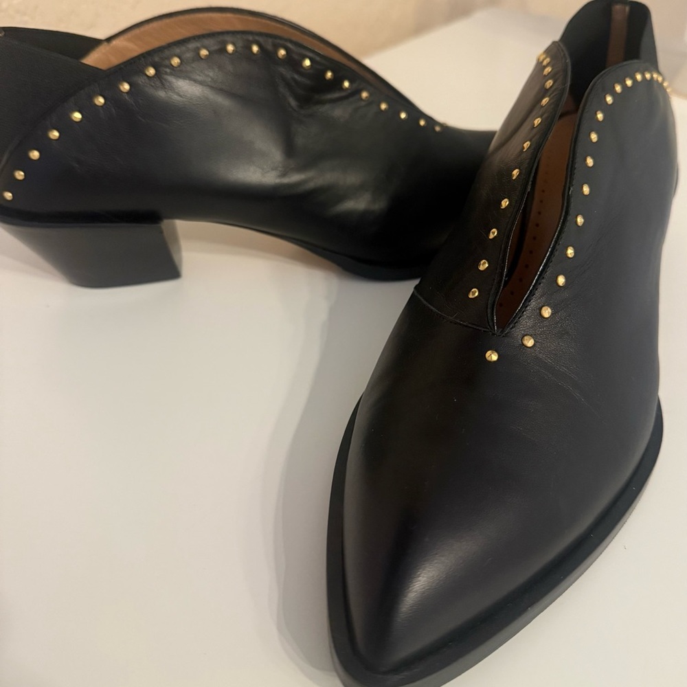 Alexa Wagner Black Leather Studded Ankle Boots size 42 EUC